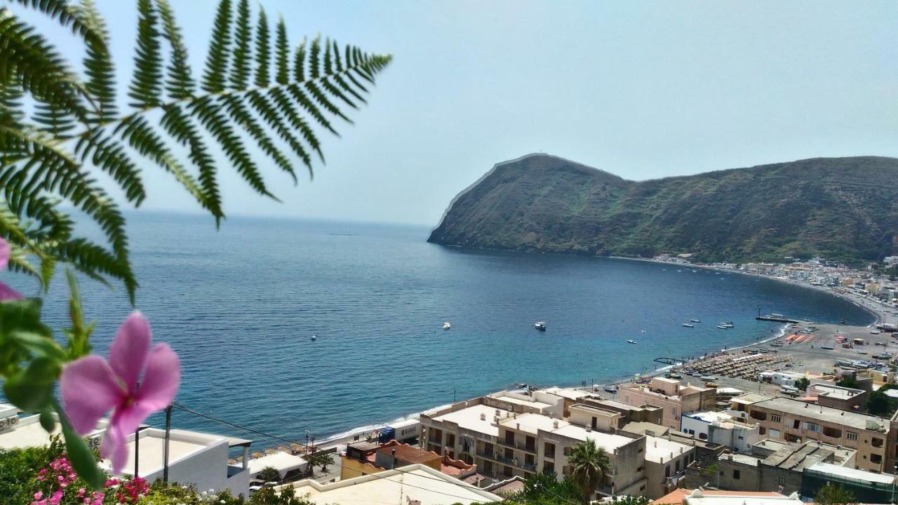 Villa Vista Mare Mela Lipari  Exterior foto