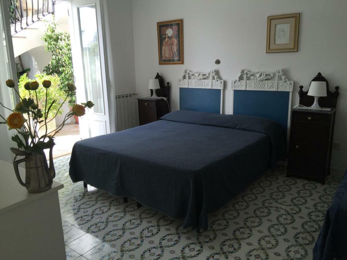 Villa Vista Mare Mela Lipari  Exterior foto